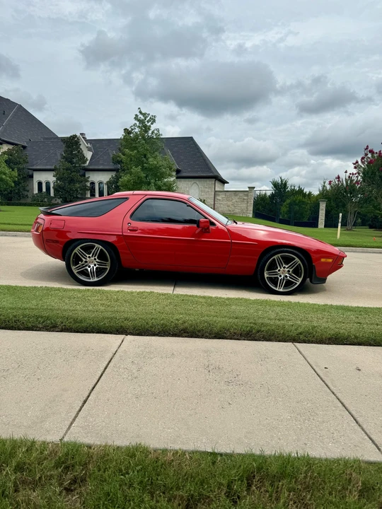 1986 Porsche 928 S - Image 8 of 31