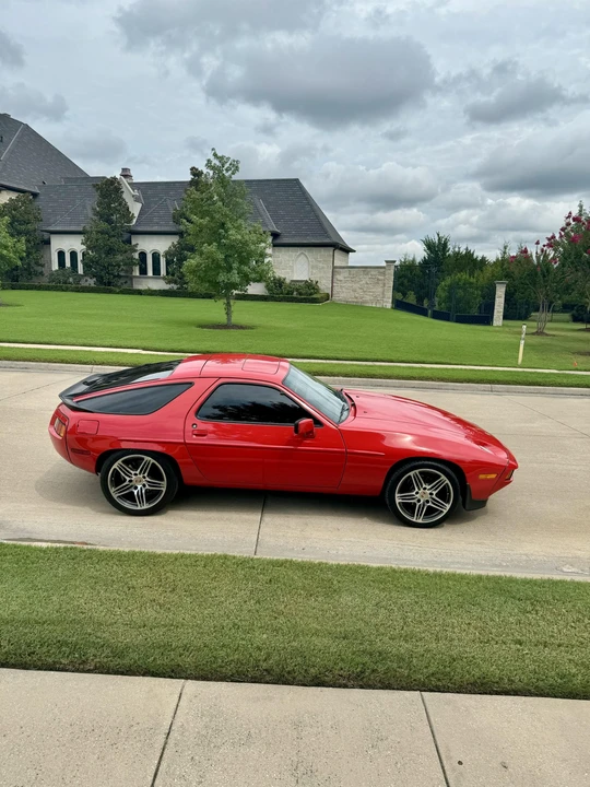 1986 Porsche 928 S - Image 9 of 31