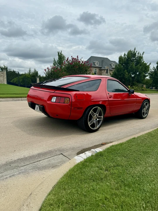1986 Porsche 928 S - Image 11 of 31