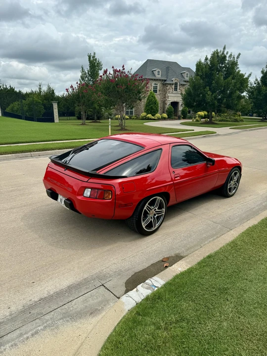 1986 Porsche 928 S - Image 10 of 31