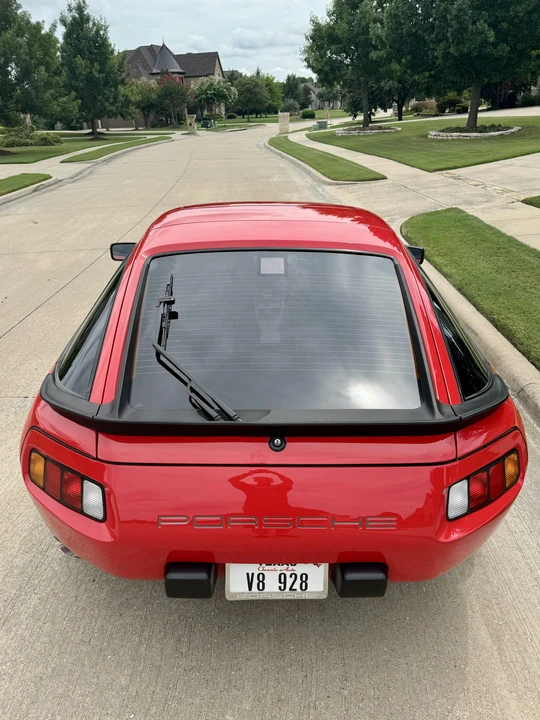 1986 Porsche 928 S - Image 13 of 31