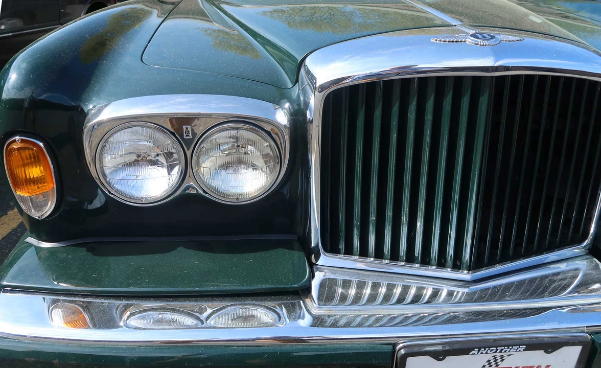1987 Rolls-Royce Corniche Series II - Image 17 of 31