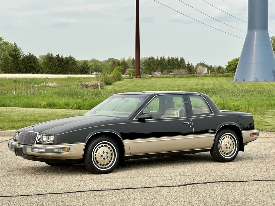 1987 Buick Riviera 4th-7th Gen - Image 4 of 31
