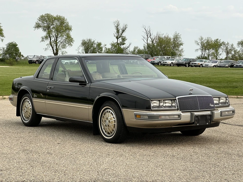 1987 Buick Riviera 4th-7th Gen - Image 14 of 31