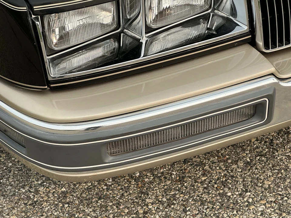 1987 Buick Riviera 4th-7th Gen - Image 23 of 31