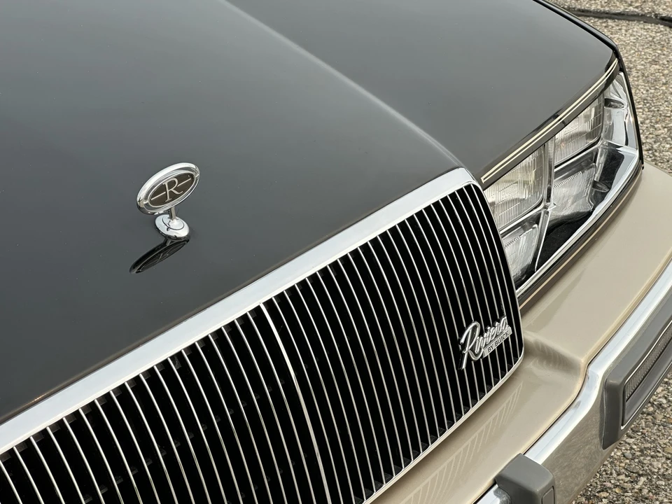 1987 Buick Riviera 4th-7th Gen - Image 24 of 31