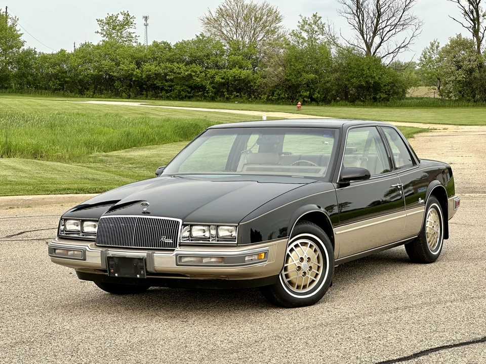 1987 Buick Riviera 4th-7th Gen - Image 12 of 31