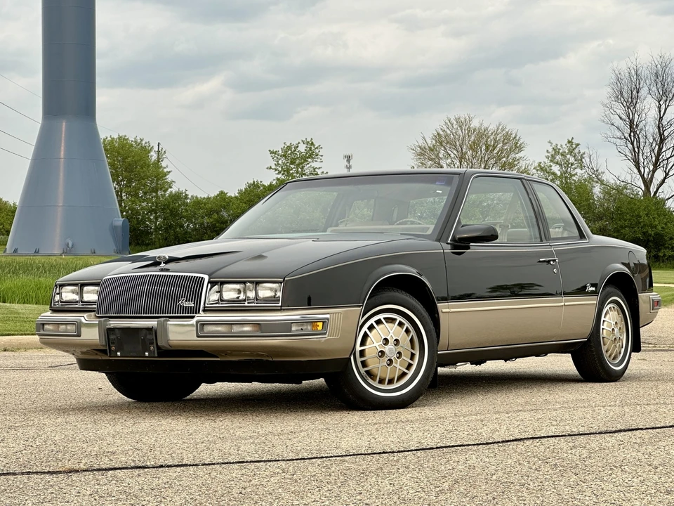 1987 Buick Riviera 4th-7th Gen - Image 8 of 31