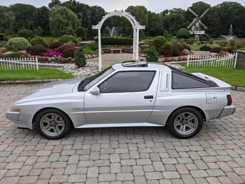 1987 Chrysler Conquest - Image 24 of 31