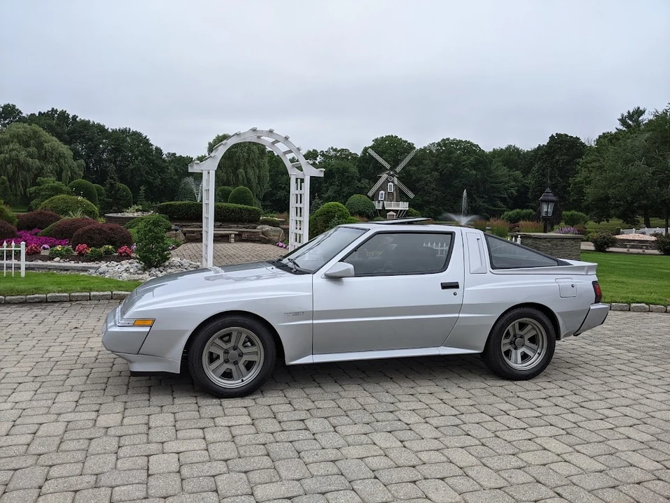 1987 Chrysler Conquest - Image 25 of 31