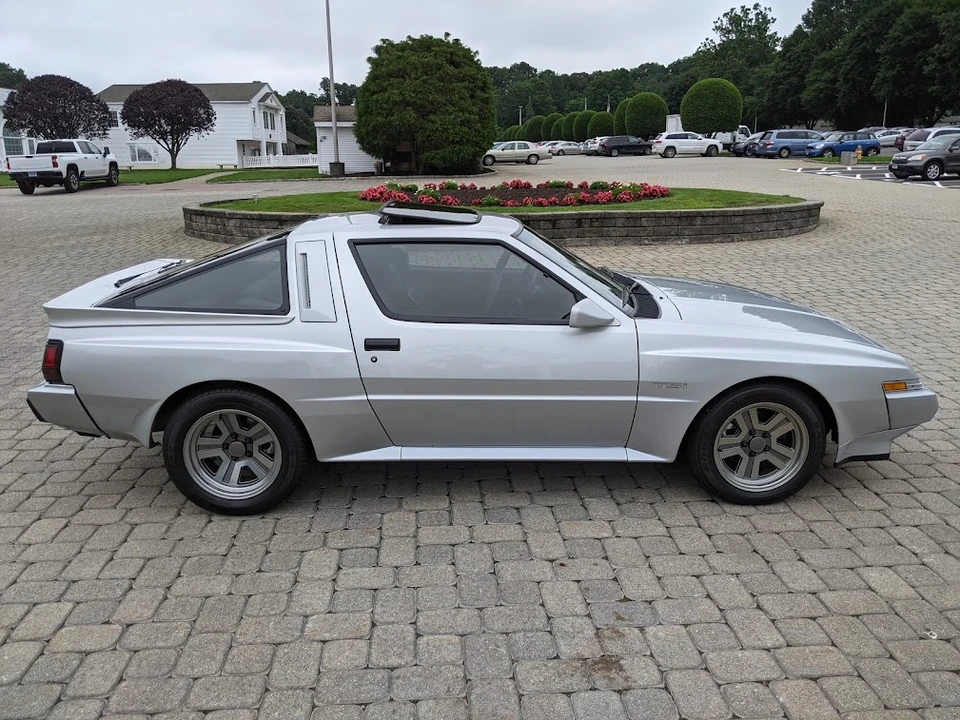 1987 Chrysler Conquest - Image 9 of 31