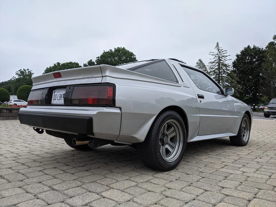 1987 Chrysler Conquest - Image 13 of 31