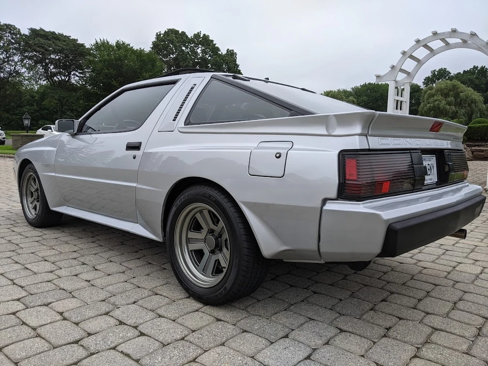 1987 Chrysler Conquest - Image 17 of 31
