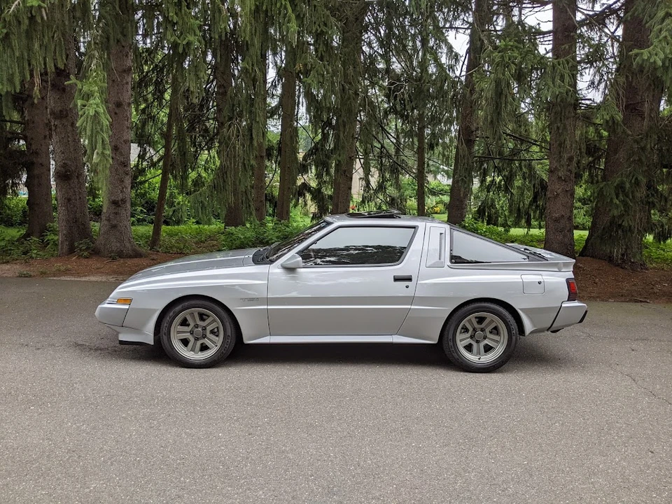 1987 Chrysler Conquest - Image 21 of 31