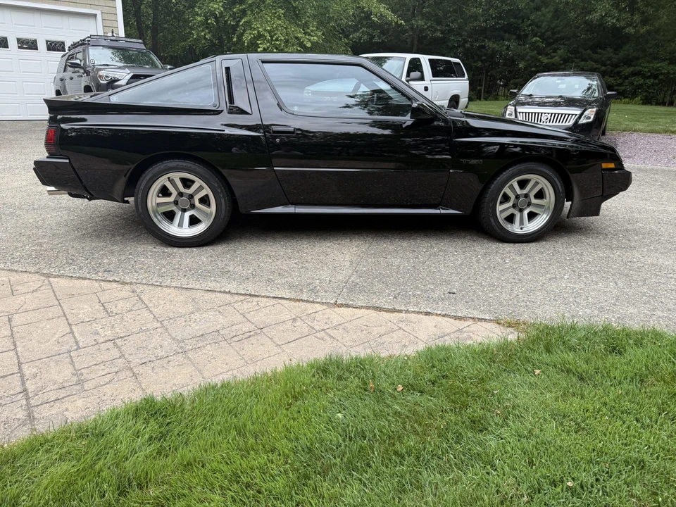 1987 Chrysler Conquest - Image 17 of 31