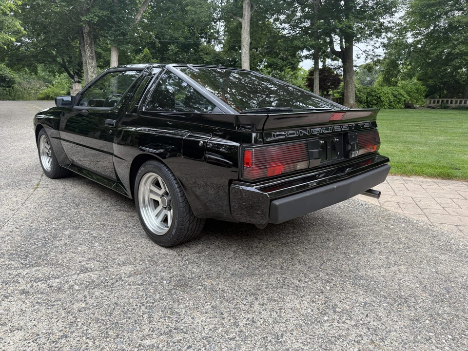 1987 Chrysler Conquest - Image 26 of 31