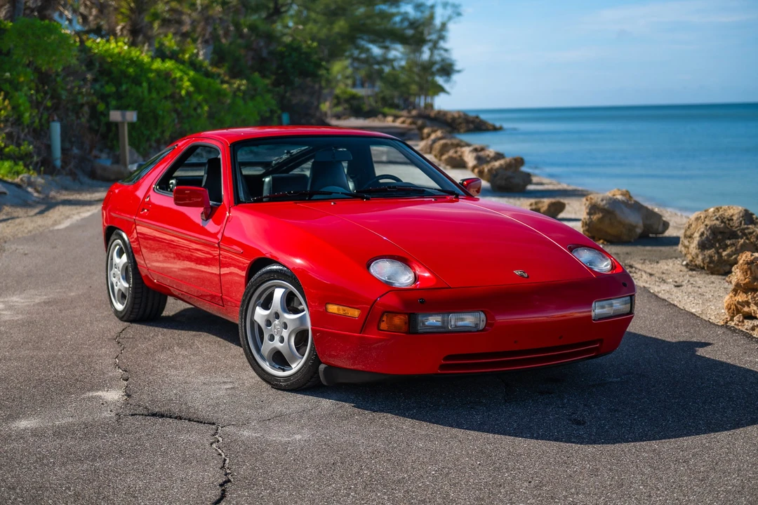 1987 Porsche 928 S4 - Image 14 of 31