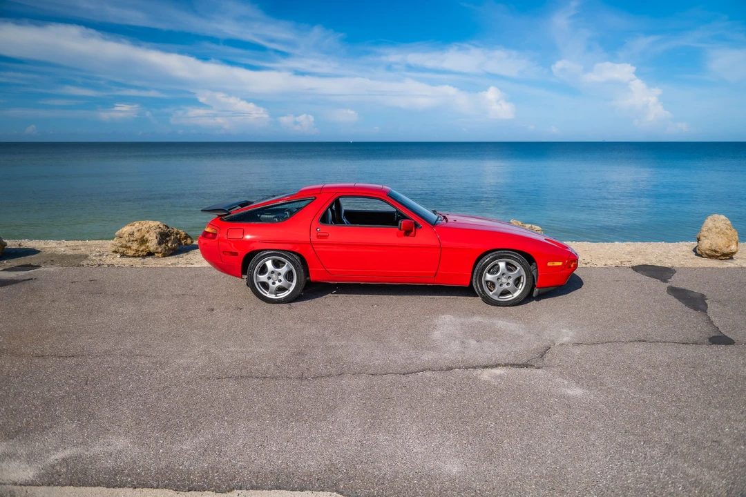1987 Porsche 928 S4 - Image 30 of 31