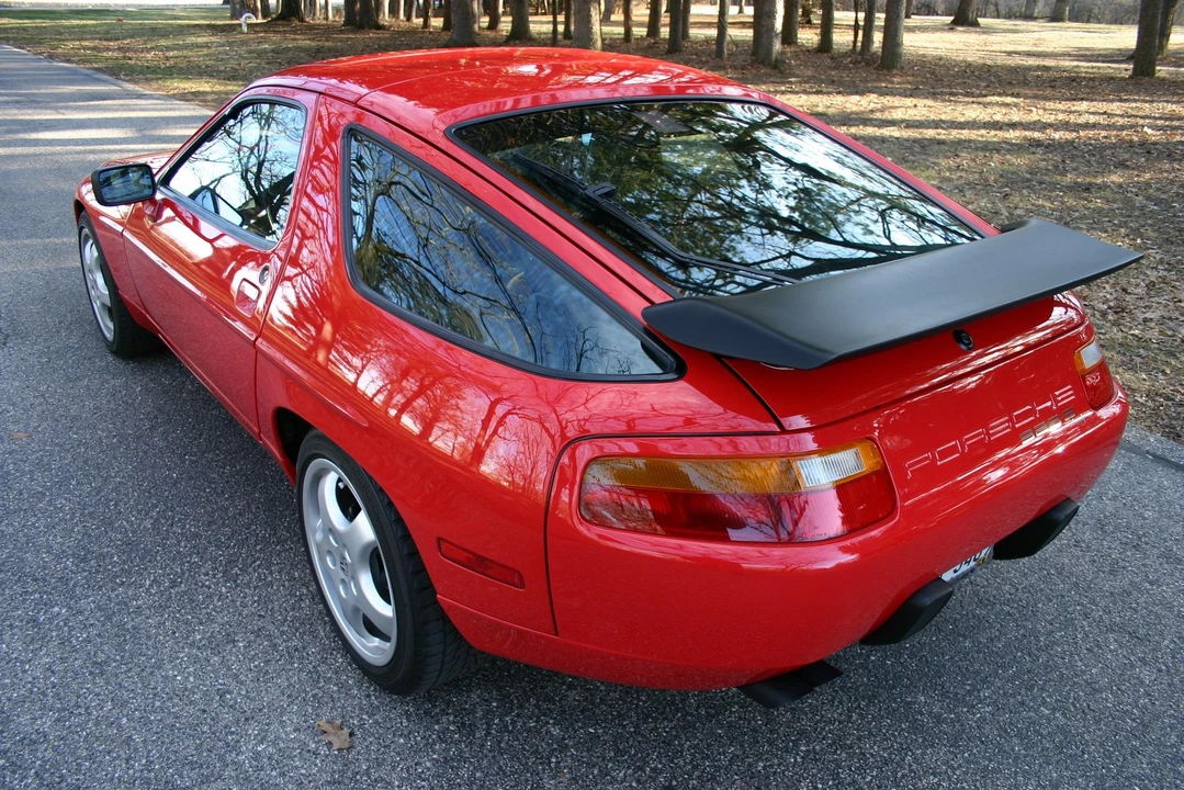 1987 Porsche 928 S4 - Image 30 of 31
