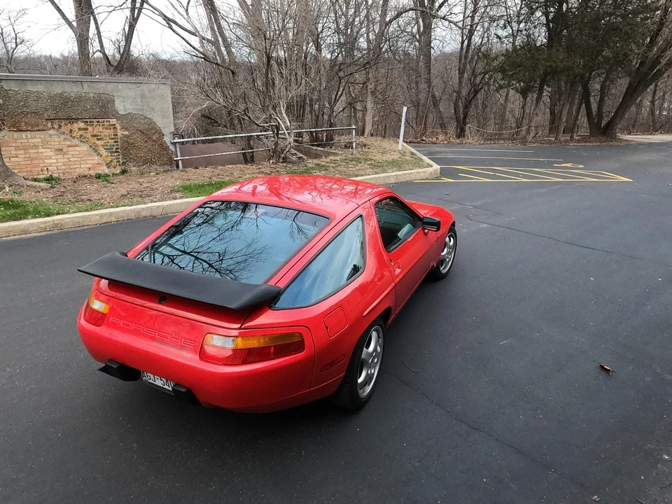 1987 Porsche 928 S4 - Image 16 of 31