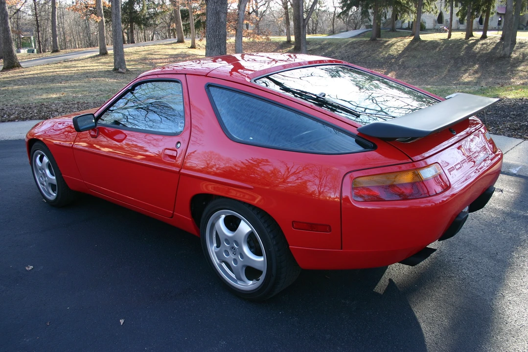 1987 Porsche 928 S4 - Image 29 of 31