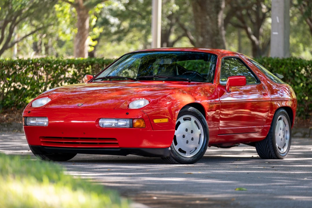 1987 Porsche 928 S4 - Image 10 of 31