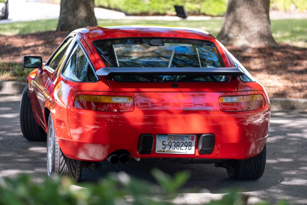 1987 Porsche 928 S4 - Image 24 of 31