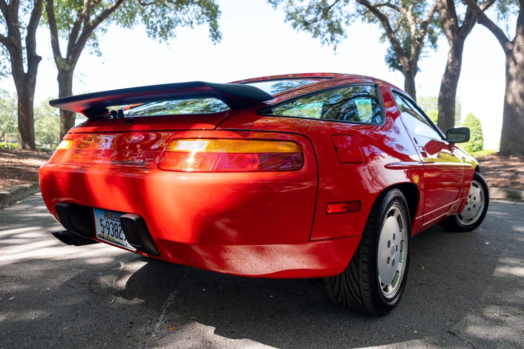1987 Porsche 928 S4 - Image 28 of 31