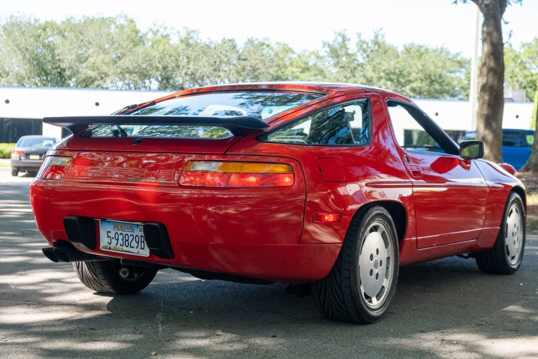 1987 Porsche 928 S4 - Image 27 of 31