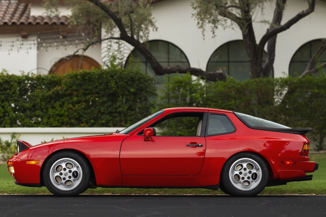 1987 Porsche 944 Turbo - Image 22 of 31