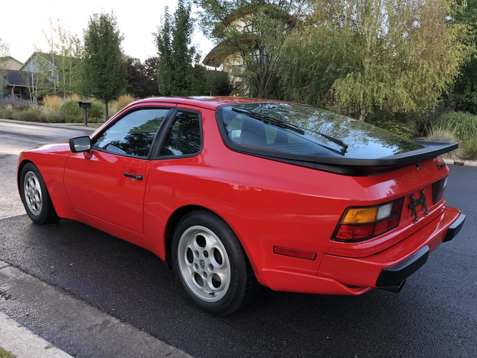 1987 Porsche 944 Turbo - Image 8 of 31