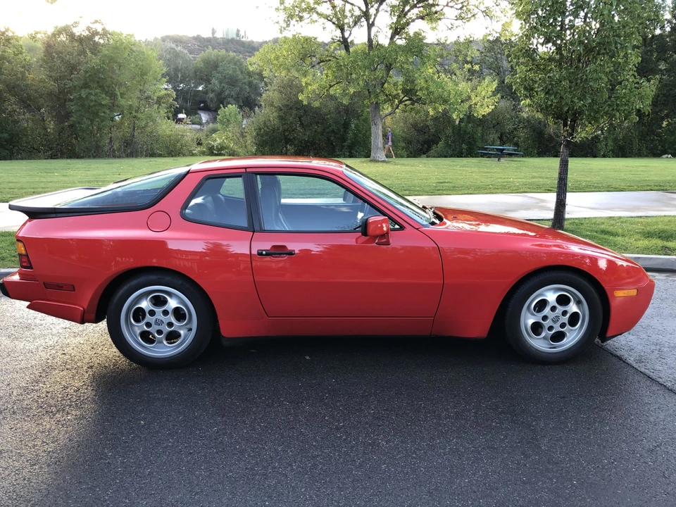 1987 Porsche 944 Turbo - Image 3 of 31