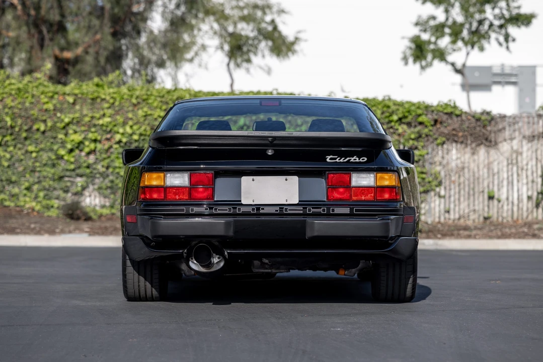 1987 Porsche 944 Turbo - Image 30 of 31