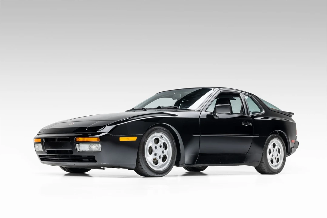 1987 Porsche 944 Turbo - Image 2 of 31