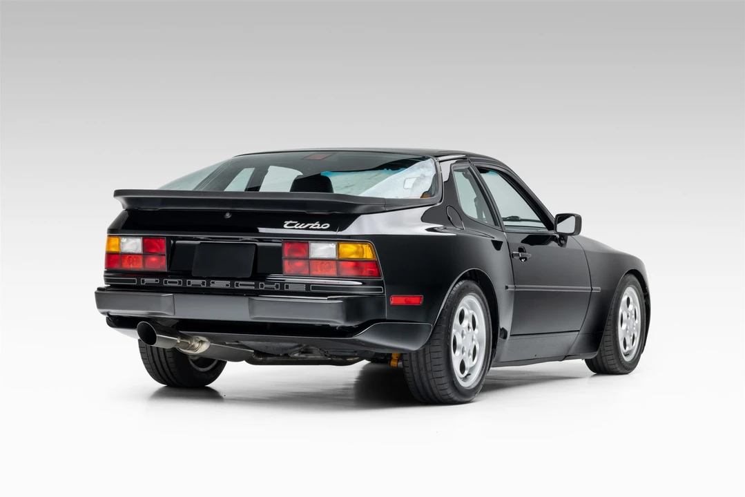 1987 Porsche 944 Turbo - Image 11 of 31