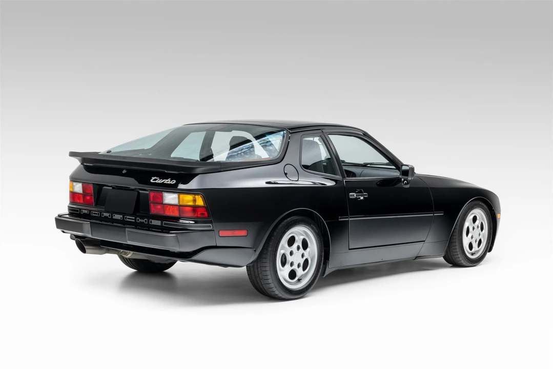 1987 Porsche 944 Turbo - Image 12 of 31