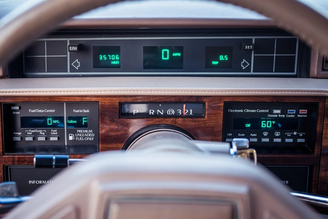 1989 Cadillac DeVille 7th Gen - Image 30 of 31