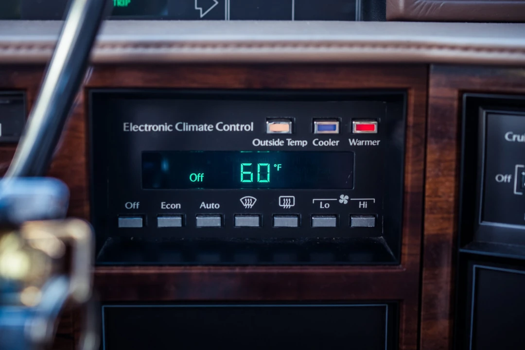 1989 Cadillac DeVille 7th Gen - Image 31 of 31