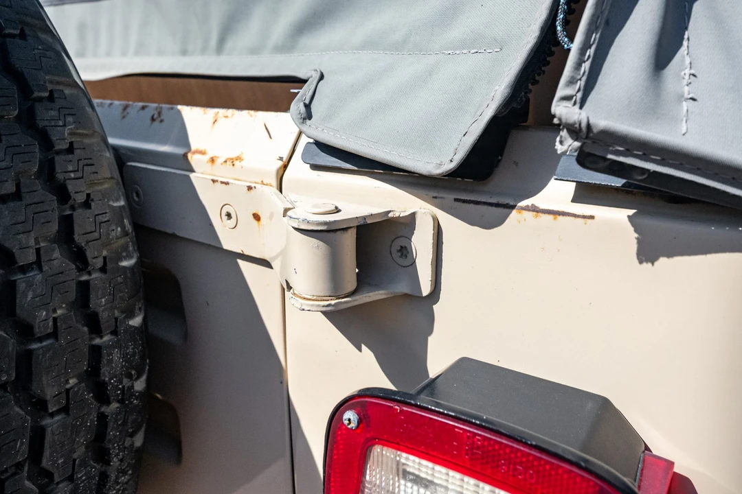 1989 Jeep YJ Wrangler - Image 26 of 31