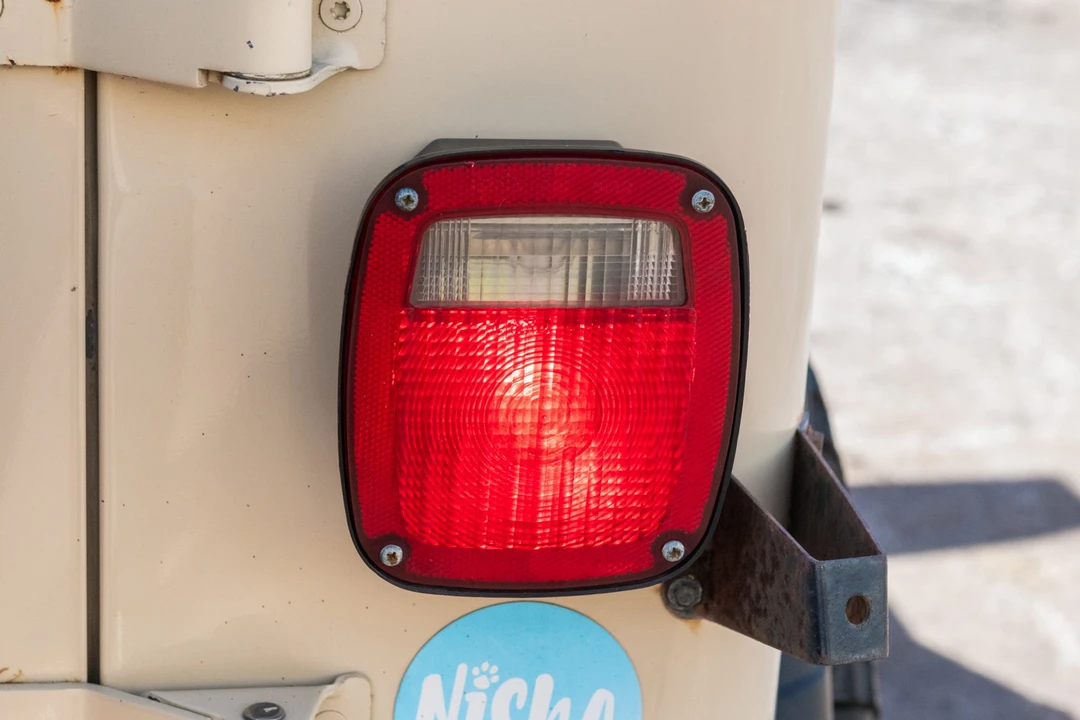 1989 Jeep YJ Wrangler - Image 29 of 31