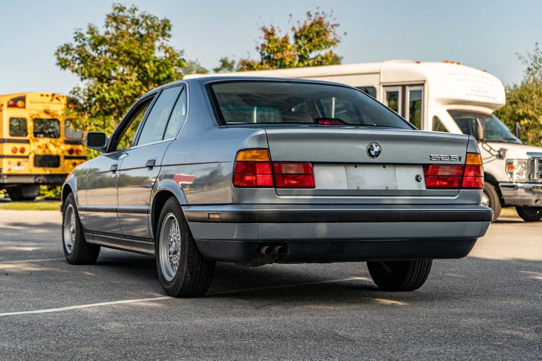 1990 BMW E34 5 Series - Image 10 of 31