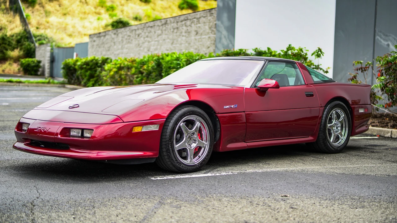 1990 Chevrolet Corvette C4 ZR1 - Image 3 of 31