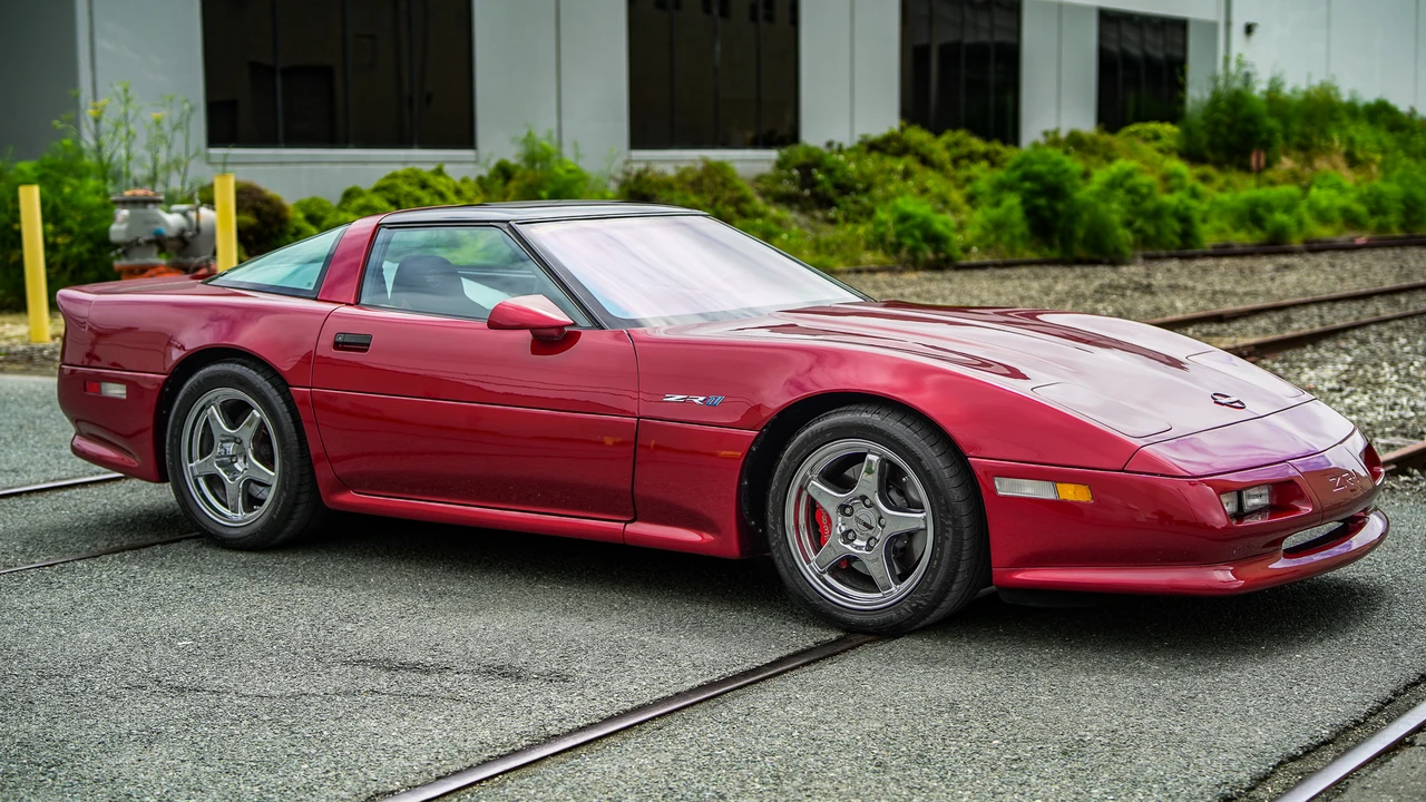 1990 Chevrolet Corvette C4 ZR1 - Image 22 of 31
