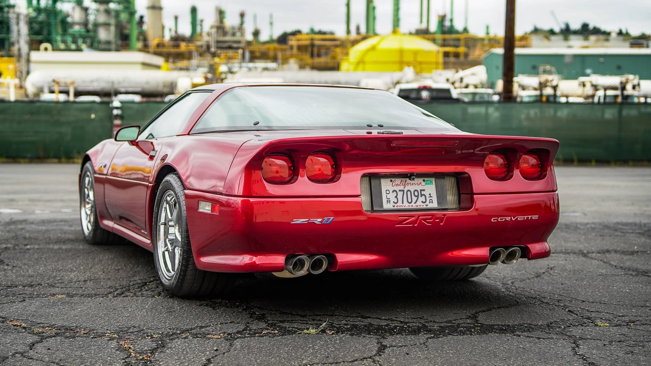 1990 Chevrolet Corvette C4 ZR1 - Image 10 of 31