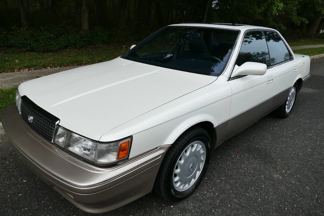 1990 Lexus ES 1st Gen - Image 3 of 31