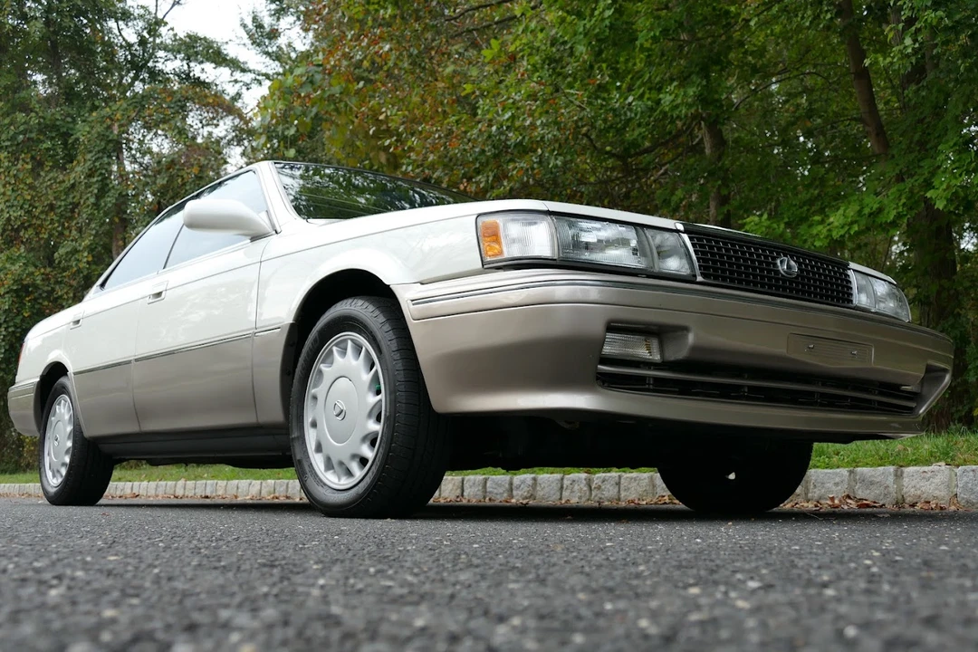 1990 Lexus ES 1st Gen - Image 21 of 31