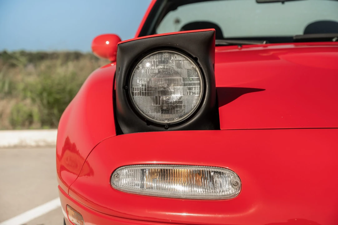 1990 Mazda NA MX-5 Miata - Image 17 of 31