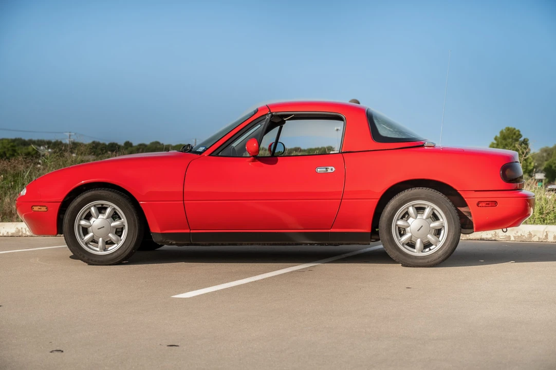 1990 Mazda NA MX-5 Miata - Image 3 of 31