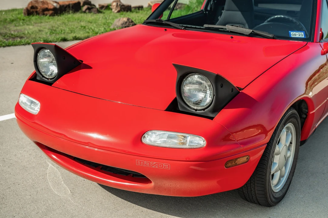 1990 Mazda NA MX-5 Miata - Image 16 of 31