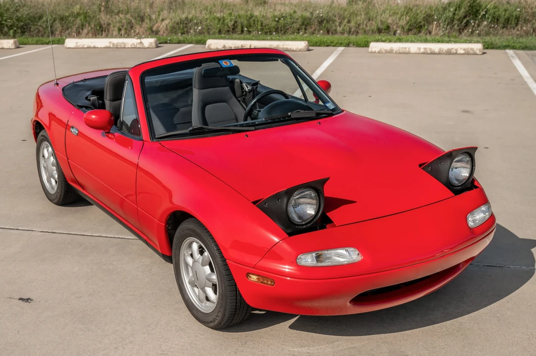 1990 Mazda NA MX-5 Miata - Image 15 of 31